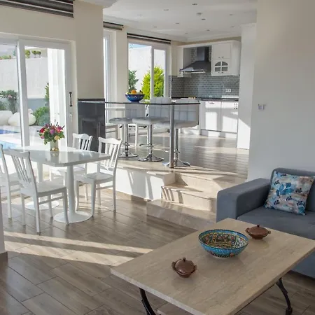 Orka Villas 1 Vila *